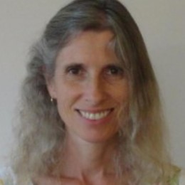 photo of Rachel McDermott